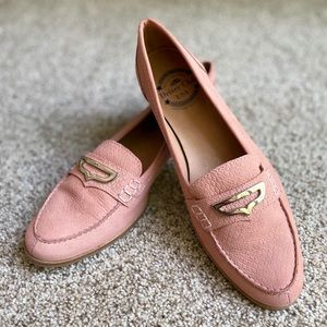 Driver Club USA Blush Leather Moccasins